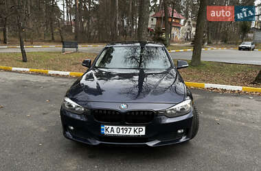 Седан BMW 3 Series 2013 в Бучі