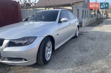 Седан BMW 3 Series 2006 в Чугуеве