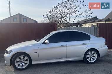 Седан BMW 3 Series 2006 в Чугуеве