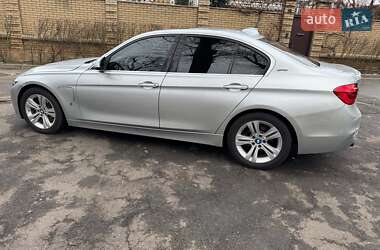 Седан BMW 3 Series 2017 в Киеве