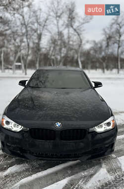 Седан BMW 3 Series 2013 в Никополе