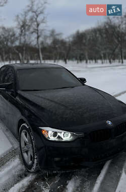 Седан BMW 3 Series 2013 в Никополе