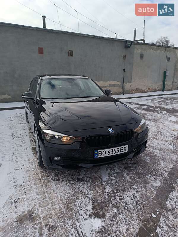 Седан BMW 3 Series 2014 в 