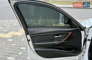 Седан BMW 3 Series 2015 в 