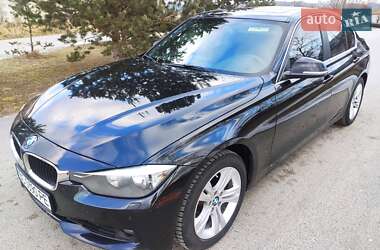 Седан BMW 3 Series 2015 в 