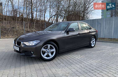 Седан BMW 3 Series 2014 в Львове