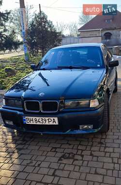 Седан BMW 3 Series 1996 в Белгороде-Днестровском