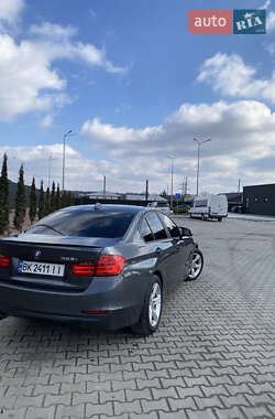 Седан BMW 3 Series 2012 в Ровно