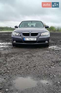 Седан BMW 3 Series 2005 в Лохвице