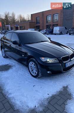 Седан BMW 3 Series 2011 в Кременчуці