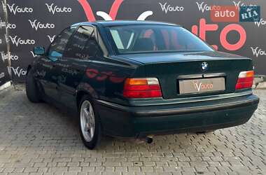 Седан BMW 3 Series 1993 в Миколаєві