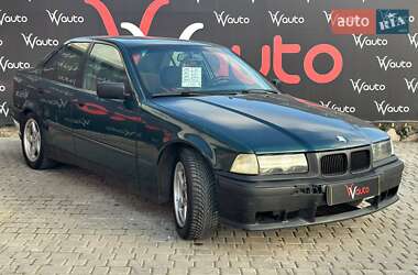 Седан BMW 3 Series 1993 в Миколаєві