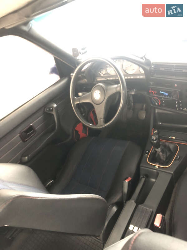 Купе BMW 3 Series 1985 в Києві
