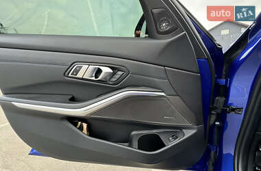 Седан BMW 3 Series 2021 в 