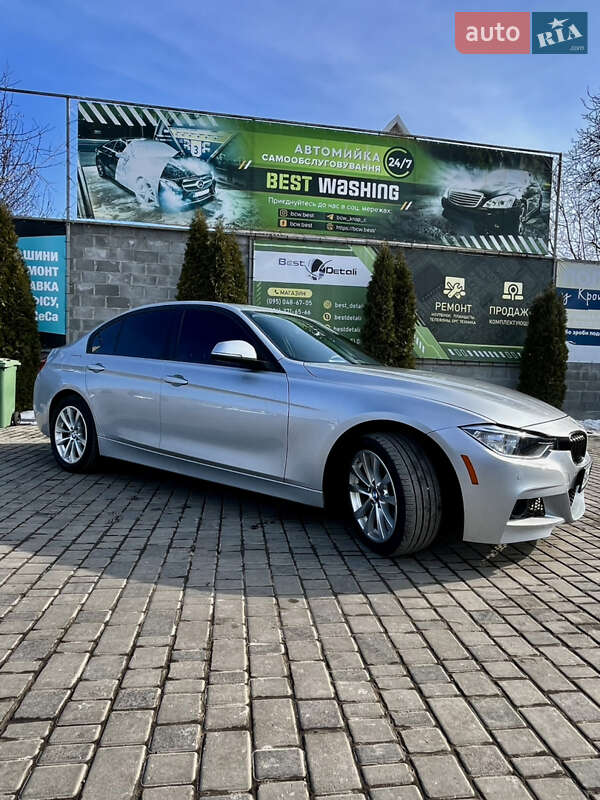 Седан BMW 3 Series 2016 в Кропивницком