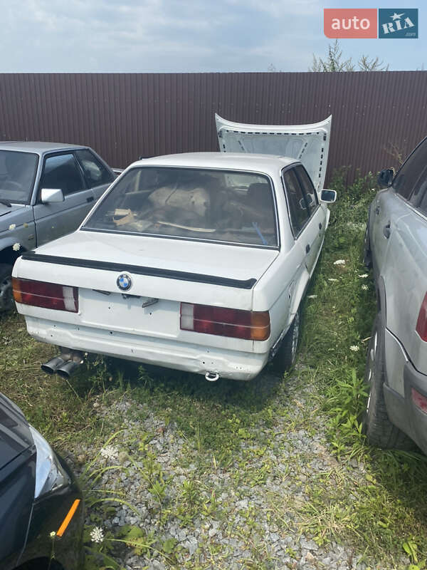 Седан BMW 3 Series 1986 в Львове