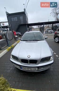 Седан BMW 3 Series 1999 в Коростене