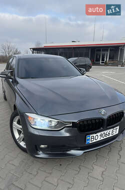 Седан BMW 3 Series 2013 в Бучаче