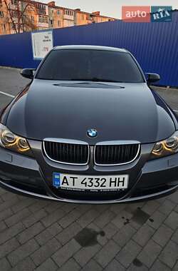 Седан BMW 3 Series 2005 в Калуші