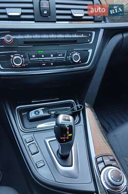 Седан BMW 3 Series 2012 в 