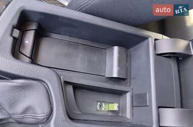 Седан BMW 3 Series 2012 в 