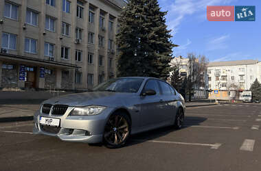 Седан BMW 3 Series 2005 в Краматорську