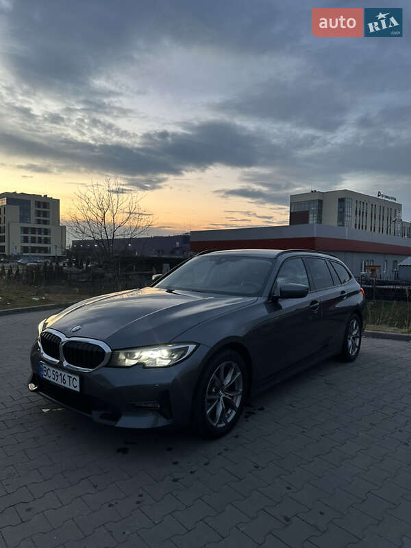 Универсал BMW 3 Series 2019 в Львове