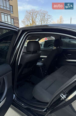 Седан BMW 3 Series 2009 в 