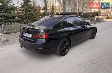 Седан BMW 3 Series 2012 в 