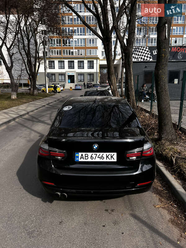 Седан BMW 3 Series 2012 в Виннице