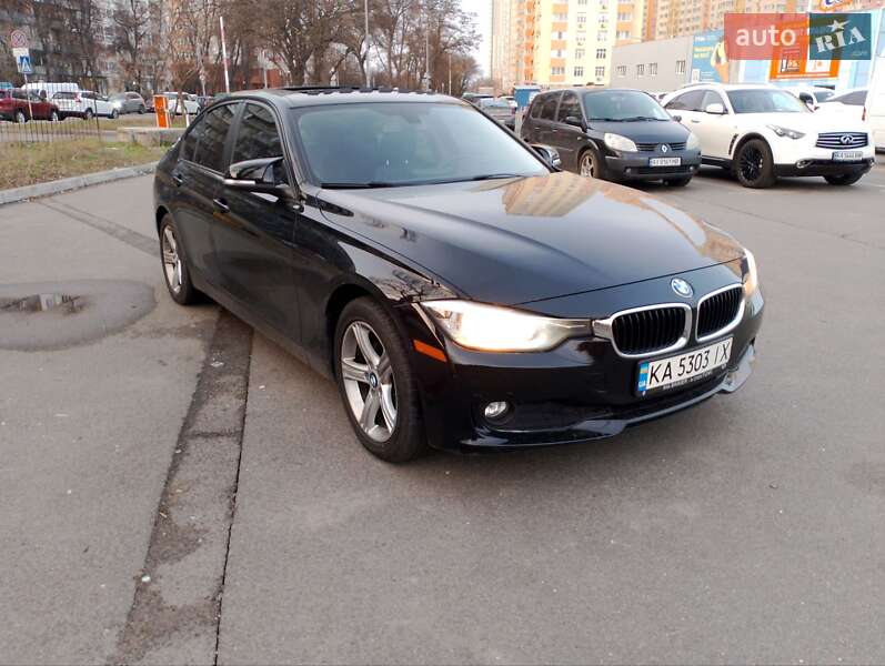 Седан BMW 3 Series 2015 в Києві