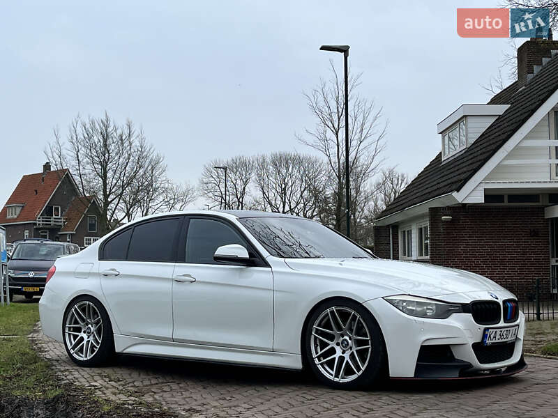 Седан BMW 3 Series 2014 в Шепетівці