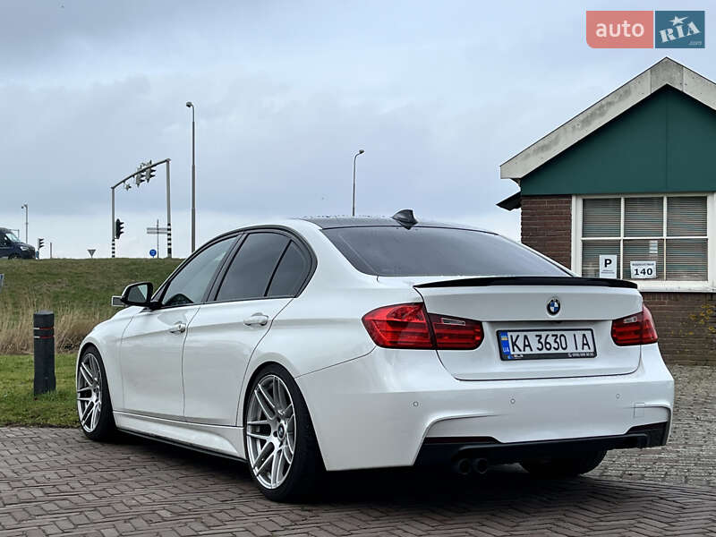 Седан BMW 3 Series 2014 в Шепетівці