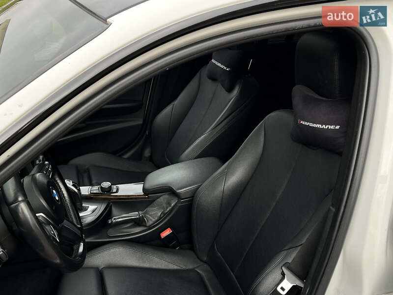 Седан BMW 3 Series 2014 в Шепетівці