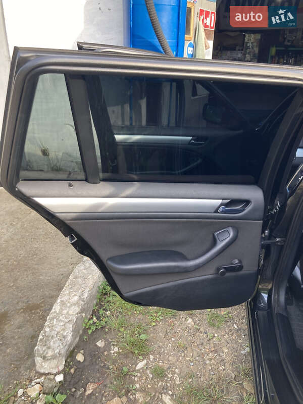 Универсал BMW 3 Series 2002 в Бориславе