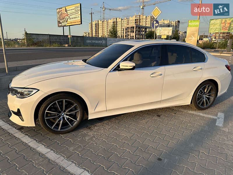 Седан BMW 3 Series 2019 в Киеве