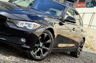 Седан BMW 3 Series 2015 в 
