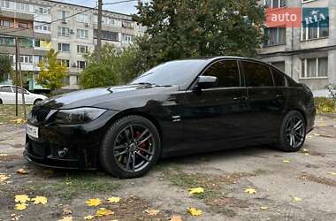 Седан BMW 3 Series 2011 в 