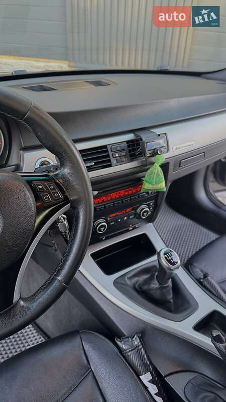 Універсал BMW 3 Series 2008 в Снігурівці
