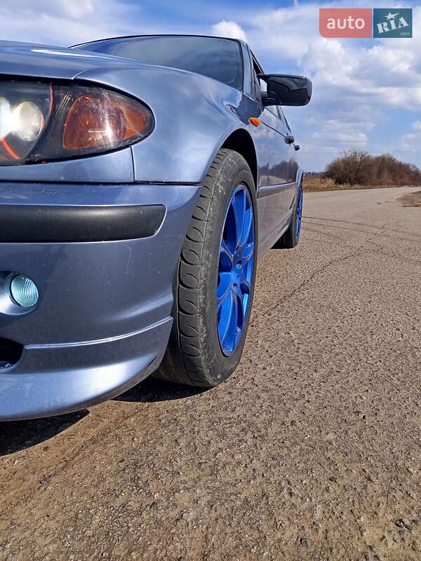 Седан BMW 3 Series 2003 в Полтаві