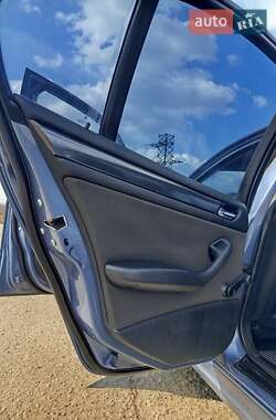 Седан BMW 3 Series 2003 в 