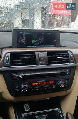 Седан BMW 3 Series 2015 в 