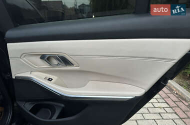 Седан BMW 3 Series 2019 в 