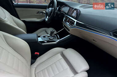 Седан BMW 3 Series 2019 в 