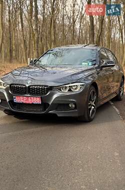 Седан BMW 3 Series 2015 в 