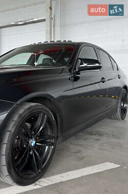 Седан BMW 3 Series 2013 в 