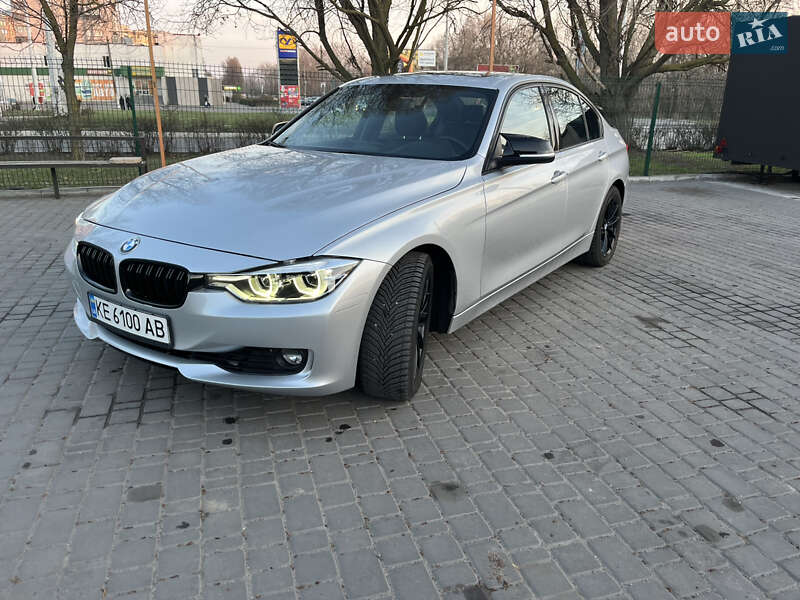 Седан BMW 3 Series 2015 в Полтаві