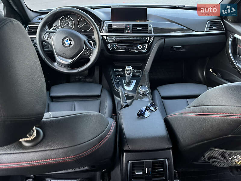 Седан BMW 3 Series 2015 в Полтаві