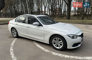 Седан BMW 3 Series 2016 в 