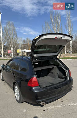 Универсал BMW 3 Series 2009 в 